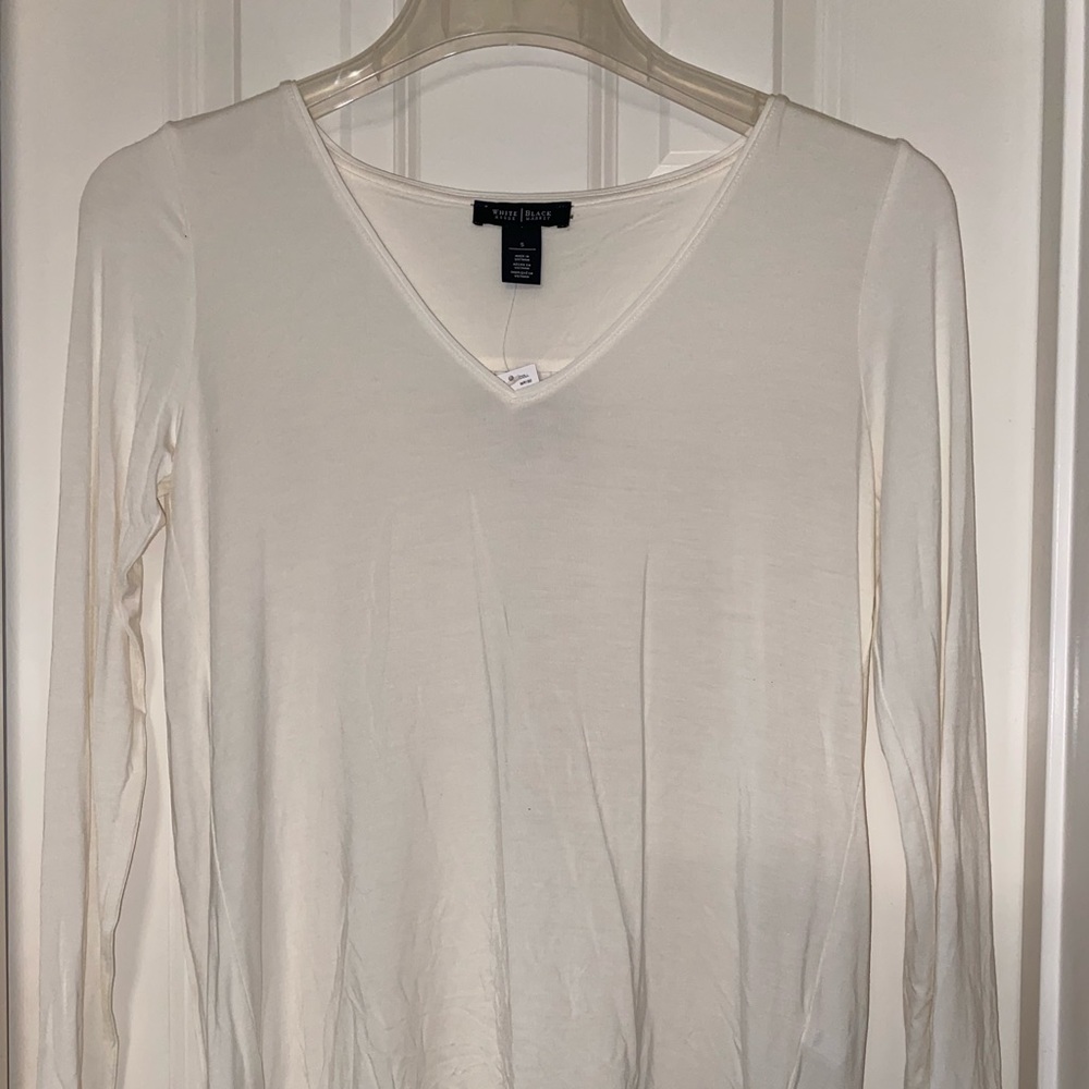 Off white long sleeve top with pleated back